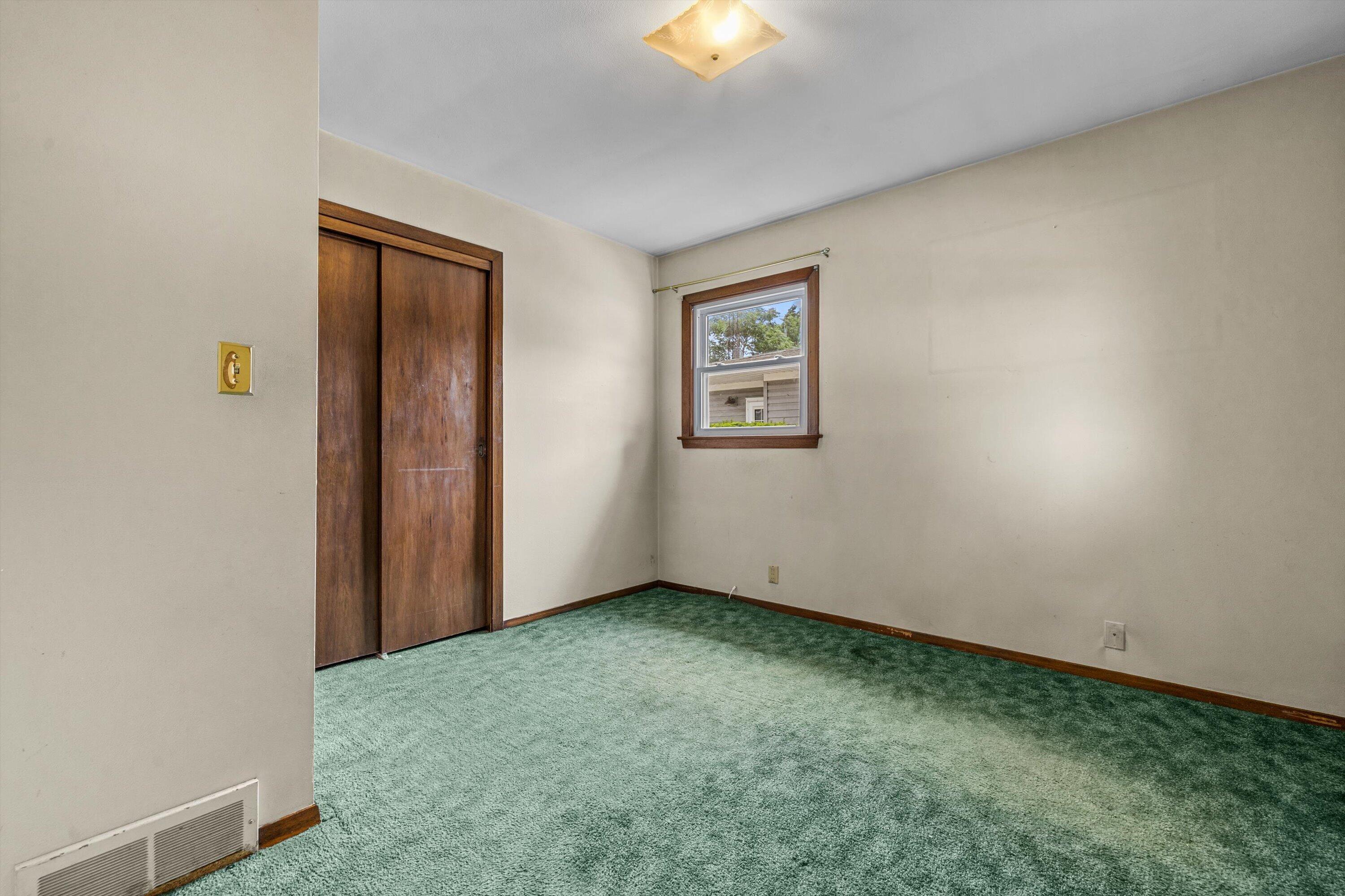 1815 Jupiter Avenue Racine, WI 53404 - Photo 13 of 34 Main Bedroom 2