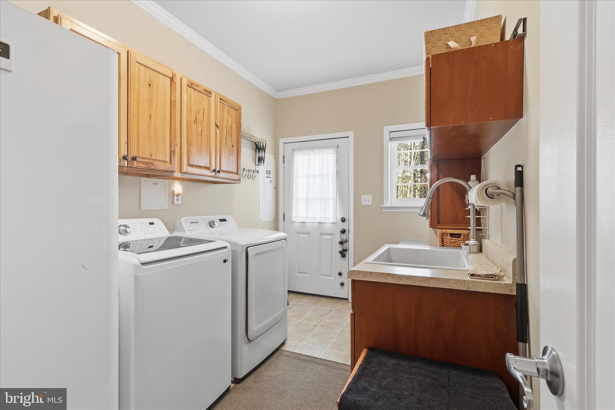 157 Roderick Place Mineral, VA 23117 - Photo 36 of 69 a utility room with dryer and washer