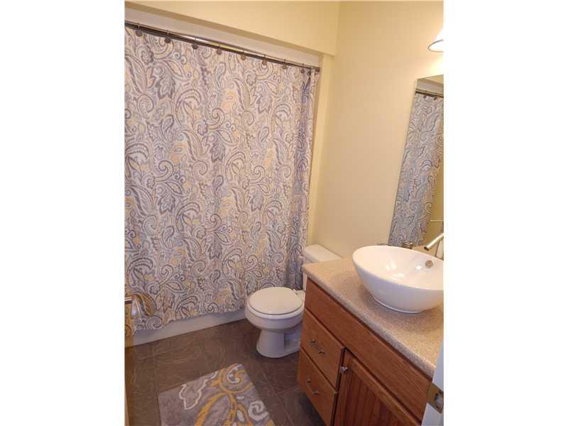 204 Galbreath Road Monongahela, PA 15063 - Photo 12 of 20 Full Bath.