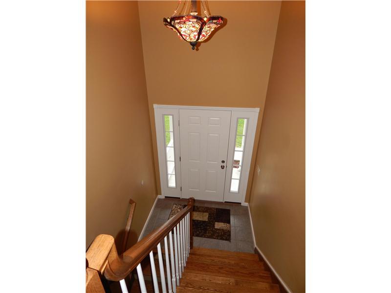 204 Galbreath Road Monongahela, PA 15063 - Photo 8 of 20 Entry/Foyer.