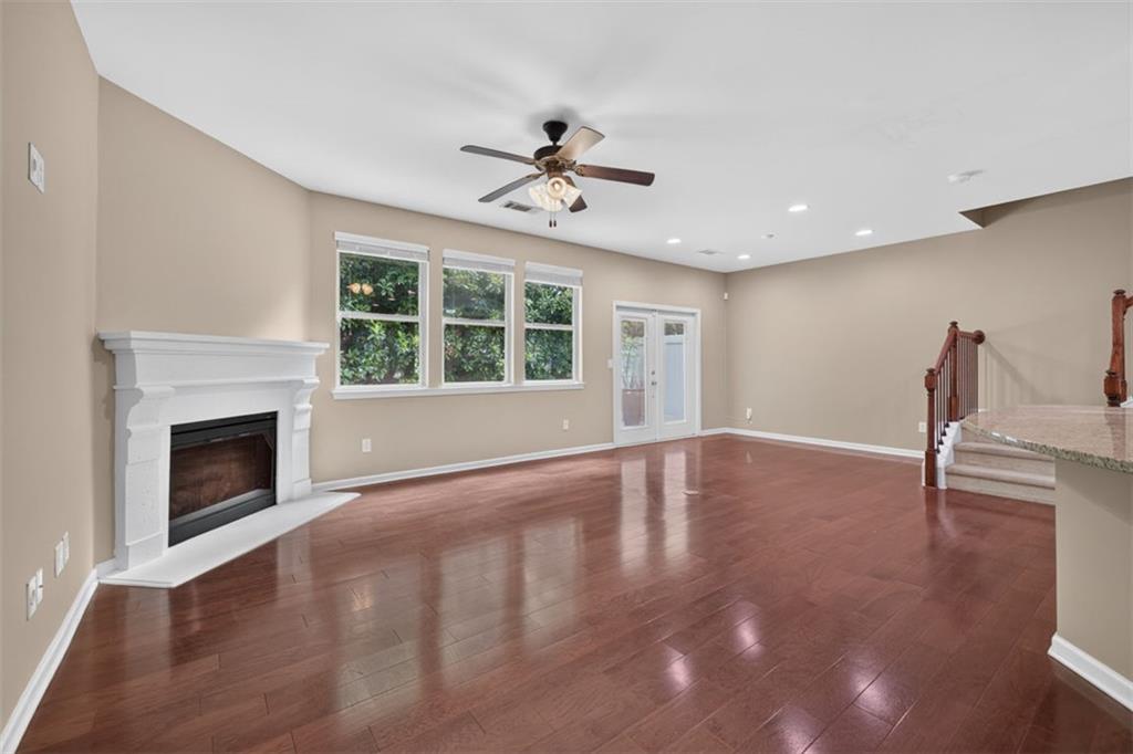 1572 Lenox Overlook Road Atlanta, GA 30329 - Photo 5 of 44
