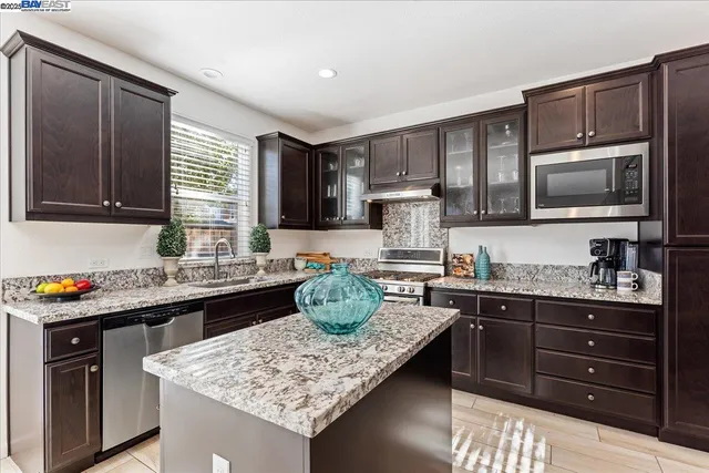 $1,085,000 | 2105 Malbec Common, Livermore, CA 94550