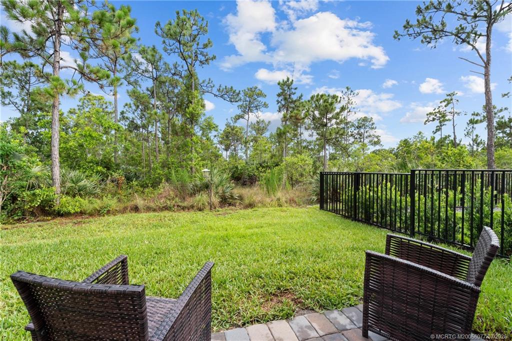 208 Southwest Pomeroy Street Stuart, FL 34997 - Photo 6 of 57 Gallery Image 6
