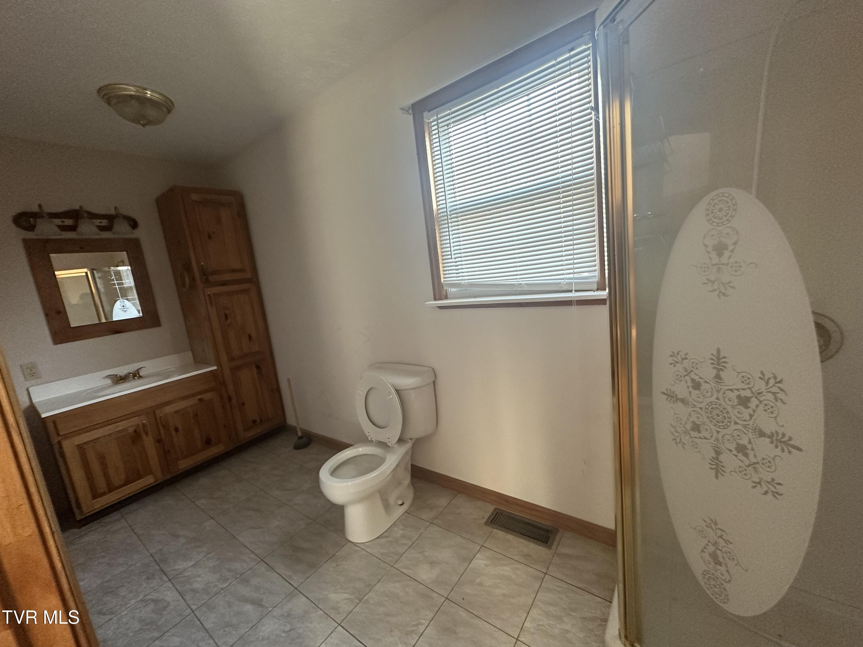 384 Bridgefield Way Newport, TN 37821 - Photo 13 of 17 IMG_1855