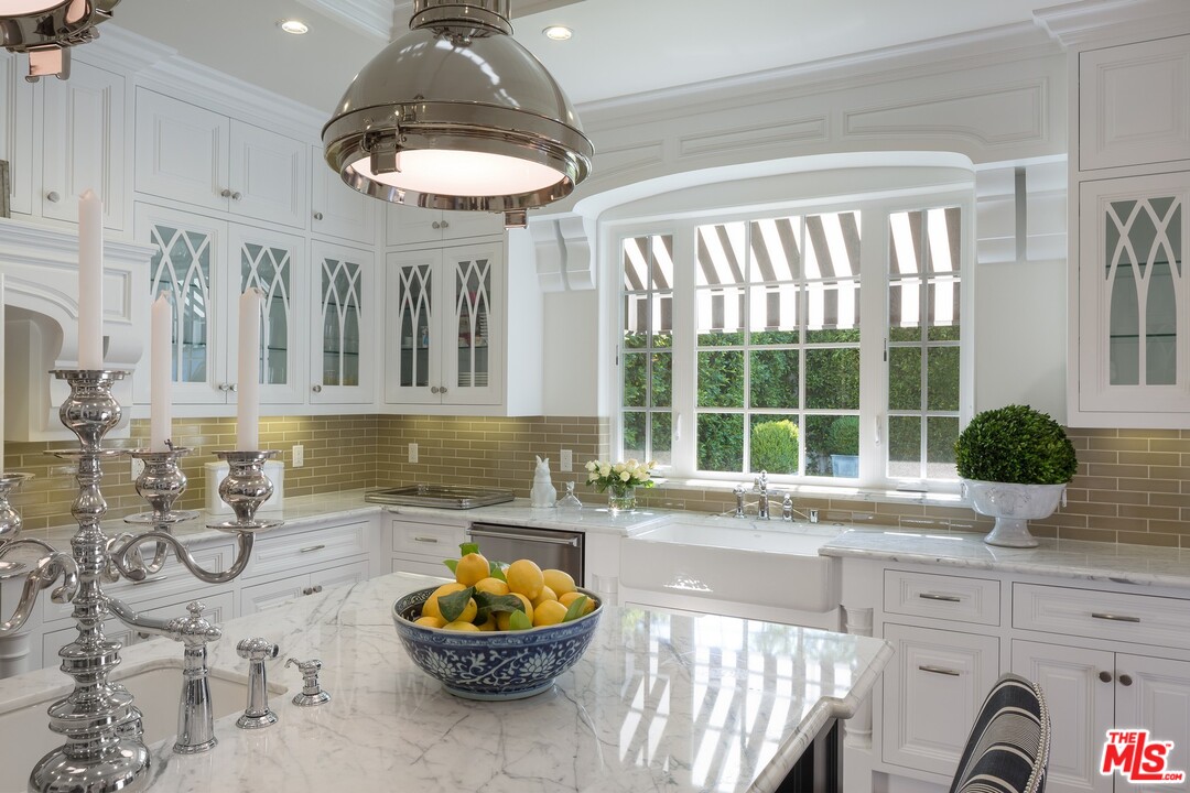 4159 Greenbush Avenue Sherman Oaks, CA 91423 - Photo 14 of 50