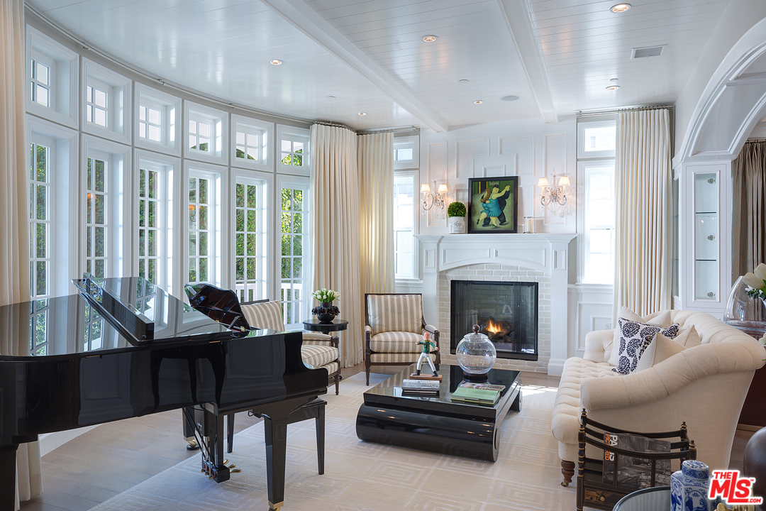 4159 Greenbush Avenue Sherman Oaks, CA 91423 - Photo 4 of 50