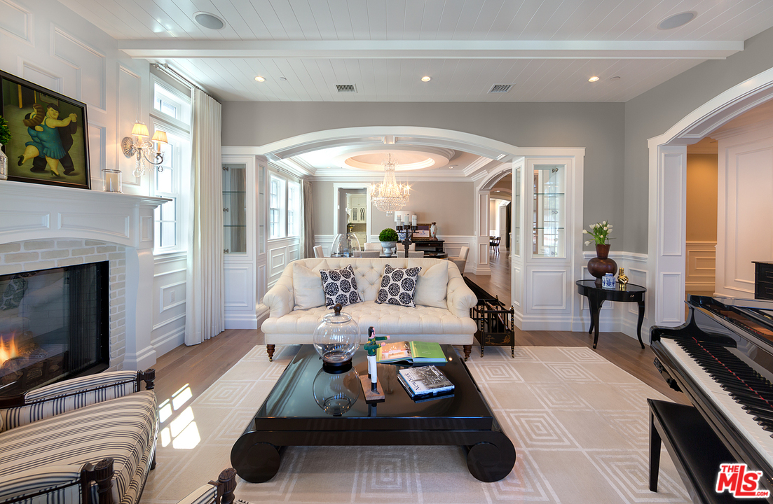 4159 Greenbush Avenue Sherman Oaks, CA 91423 - Photo 5 of 50