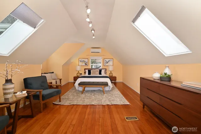 $1,190,000 | 8222 38th Avenue Northeast, Seattle, WA 98115