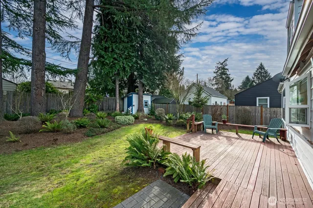 $1,190,000 | 8222 38th Avenue Northeast, Seattle, WA 98115
