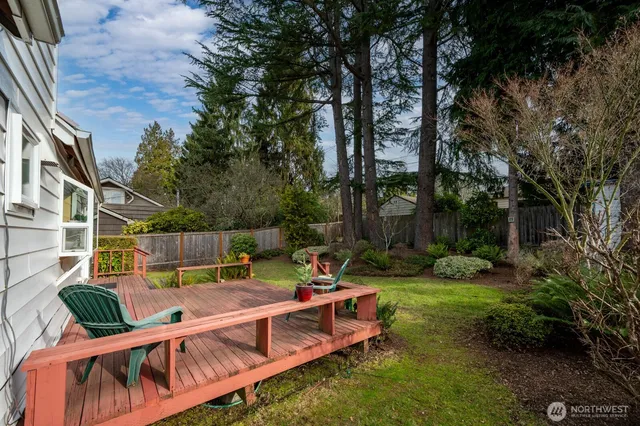 $1,190,000 | 8222 38th Avenue Northeast, Seattle, WA 98115