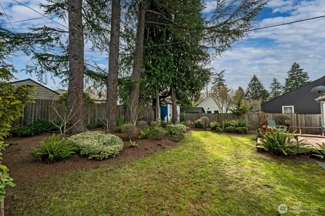 $1,190,000 | 8222 38th Avenue Northeast, Seattle, WA 98115