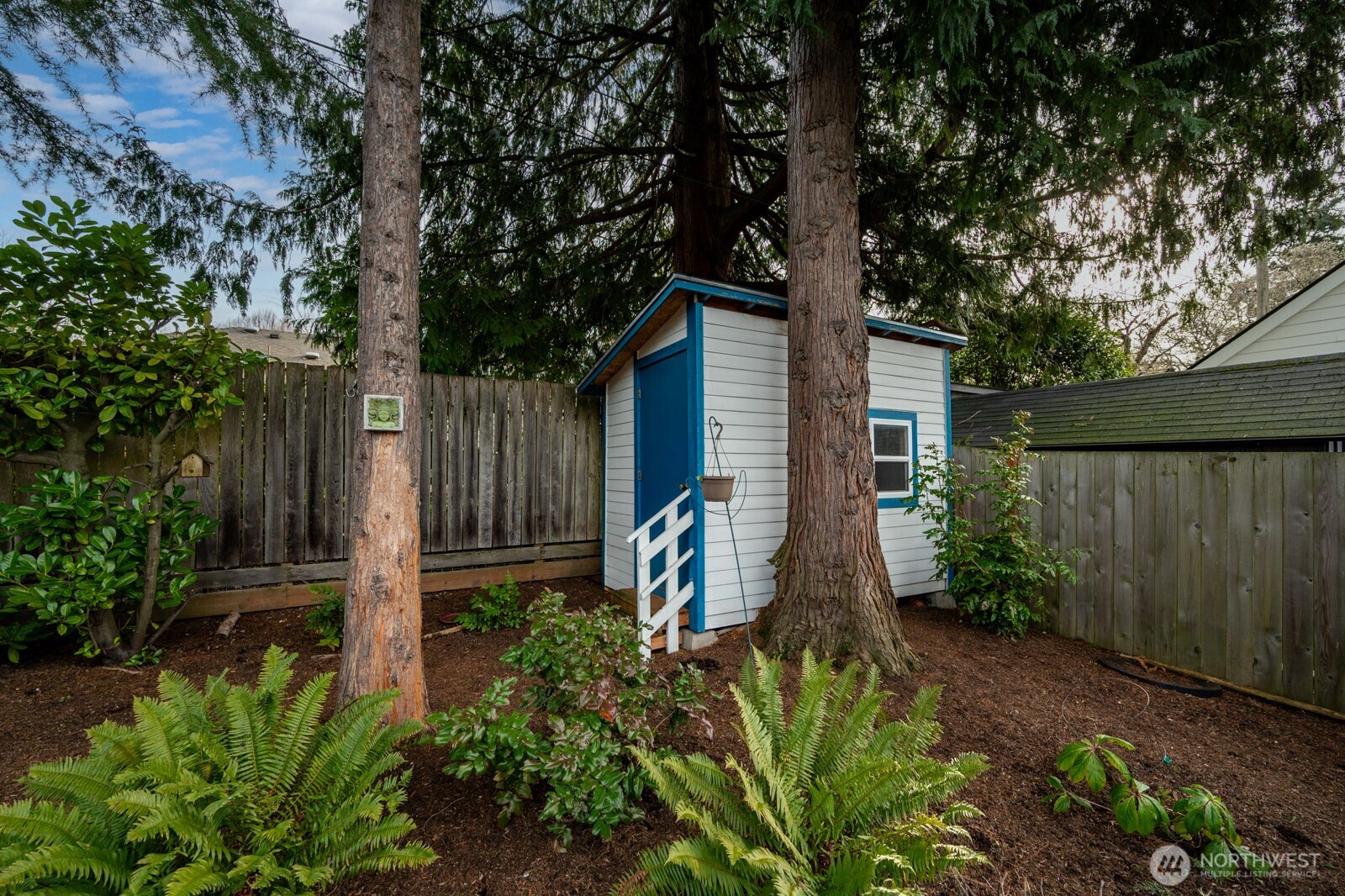 8222 38th Avenue Northeast Seattle, WA 98115 - Photo 36 of 38