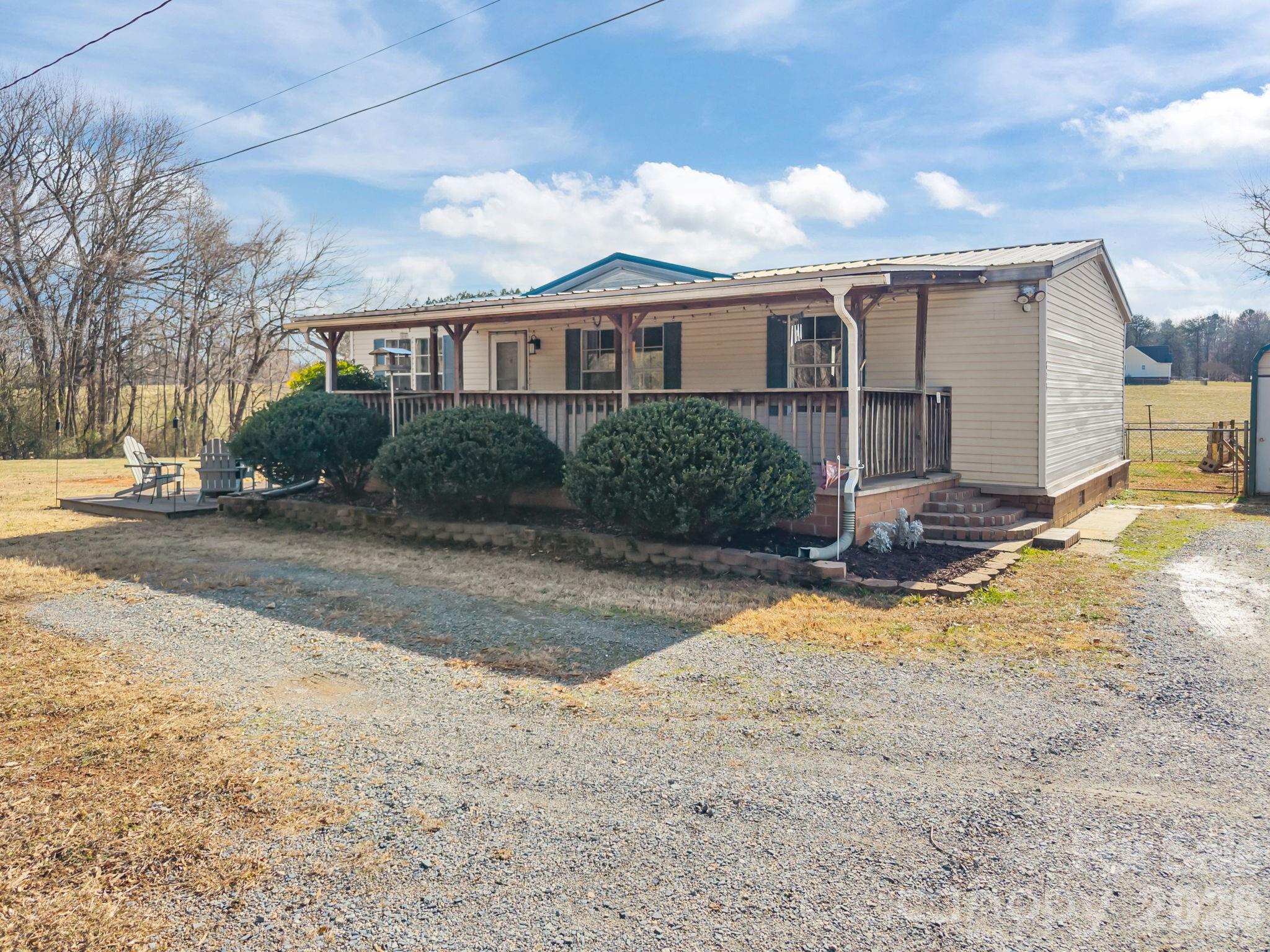 823 Glover Road Salisbury, NC 28146 - Photo 2 of 46