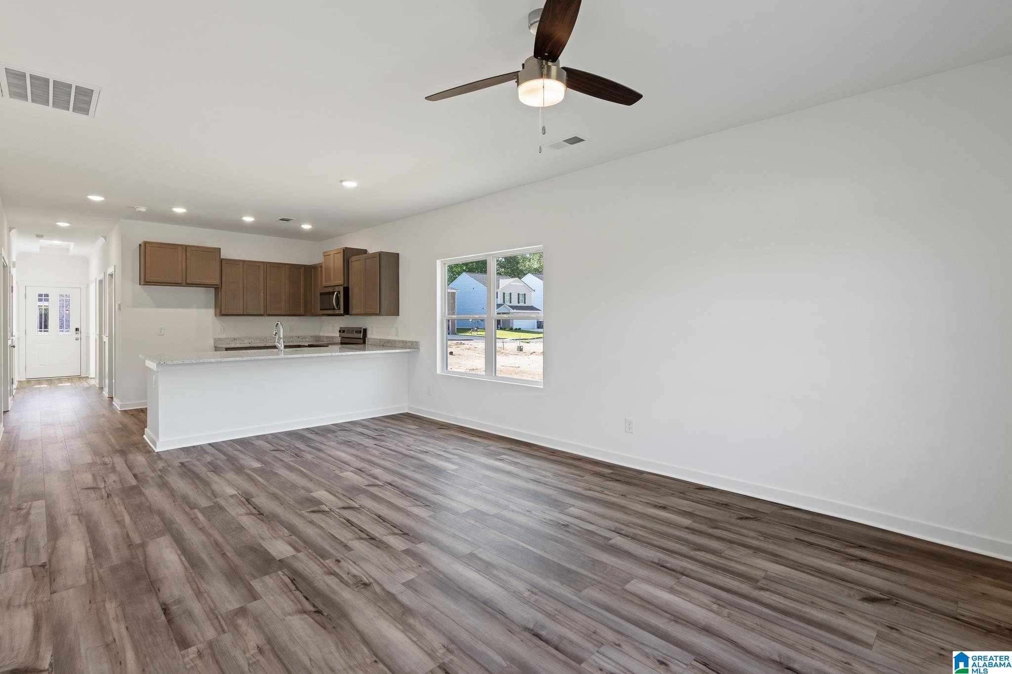 325 Stevens Cove Loop Moody, AL 35004 - Photo 3 of 21