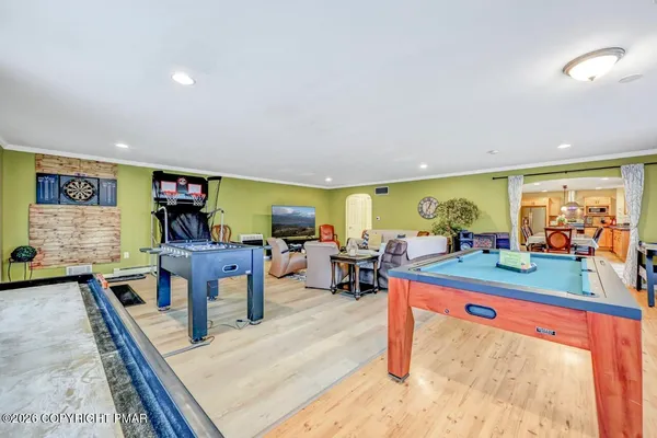 $595,000 | 6253 Paradise Valley Road, Mount Pocono, PA 18344