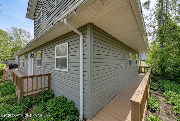 $595,000 | 6253 Paradise Valley Road, Mount Pocono, PA 18344