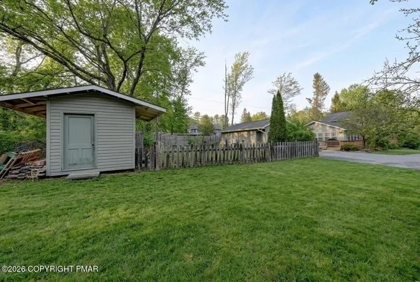 $595,000 | 6253 Paradise Valley Road, Mount Pocono, PA 18344