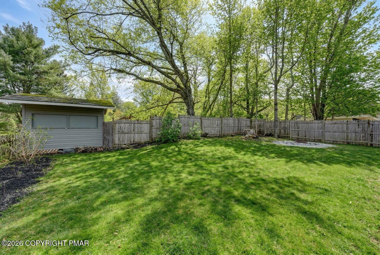 6253 Paradise Valley Road Mount Pocono, PA 18344 - Photo 9 of 73 6253 Paradise Valley Rd 63 Large