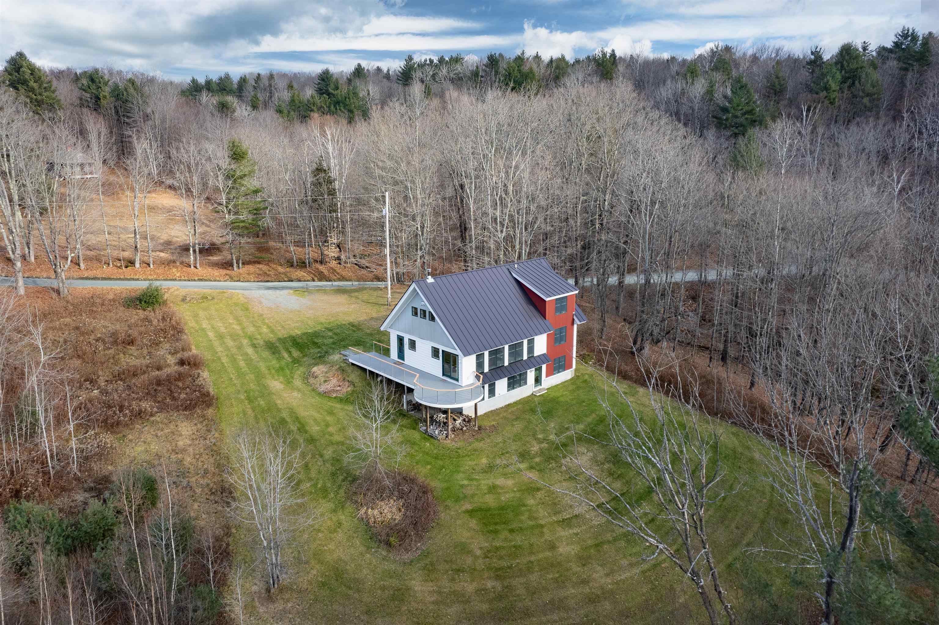 1319 Webster Hill Road Pomfret, VT 05067 - Photo 20 of 36