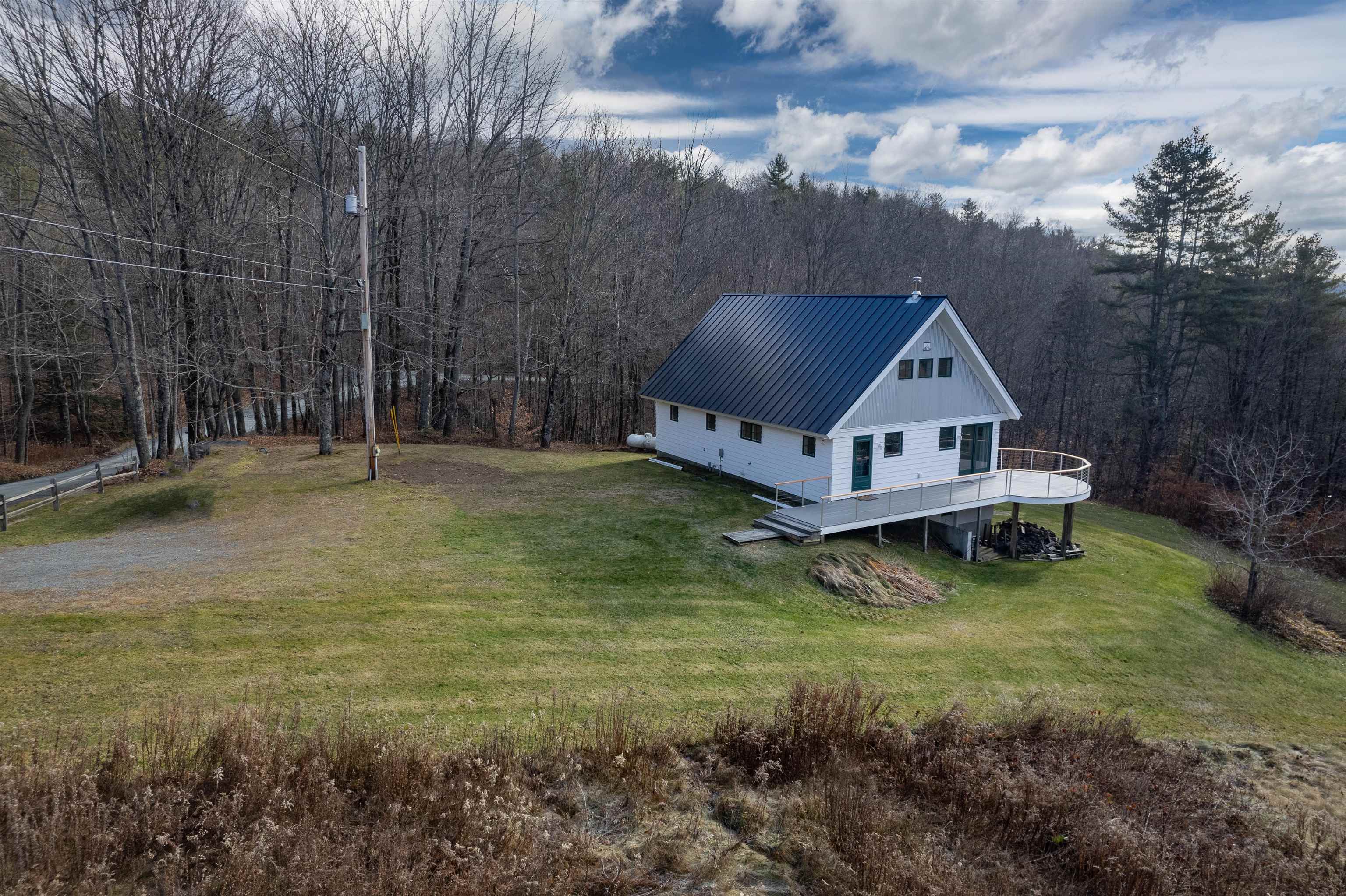 1319 Webster Hill Road Pomfret, VT 05067 - Photo 7 of 36