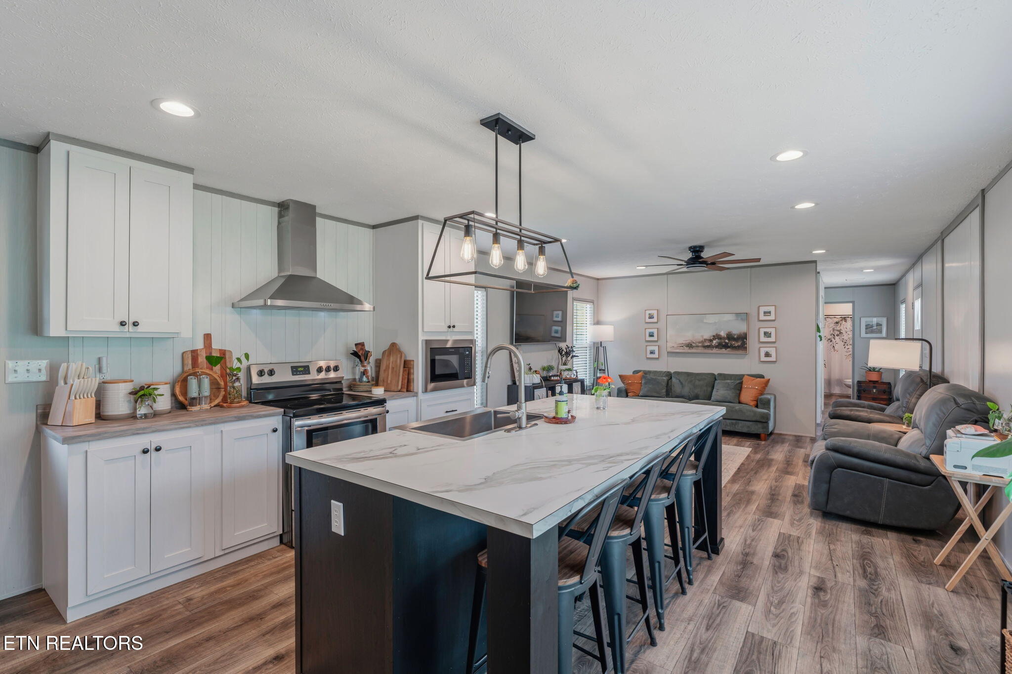 286 JD Farm Road Tellico Plains, TN 37385 - Photo 15 of 58 SS APPLIANCES