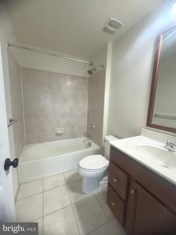 $518,000 | 42880 Pamplin Terrace, Chantilly, VA 20152