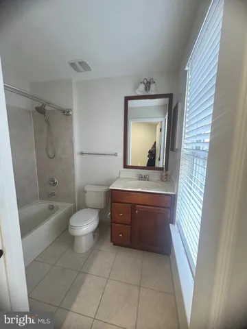 $518,000 | 42880 Pamplin Terrace, Chantilly, VA 20152