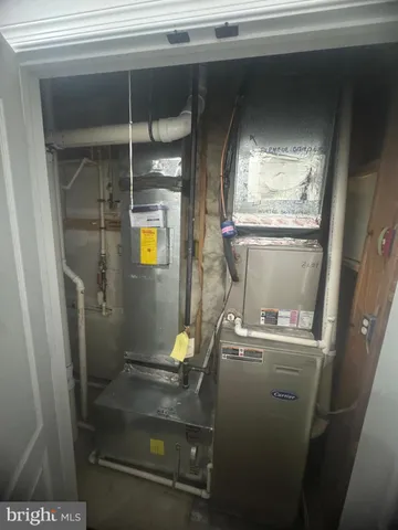 $518,000 | 42880 Pamplin Terrace, Chantilly, VA 20152