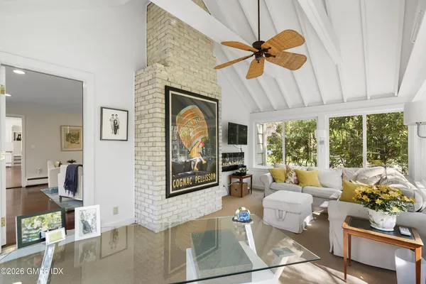 $3,125,000 | 2 Daffodil Lane, Cos Cob, CT 06807