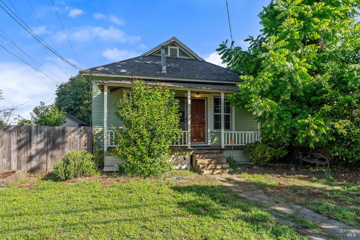 227 Hewett Street Santa Rosa, CA 95401 - Photo 13 of 73