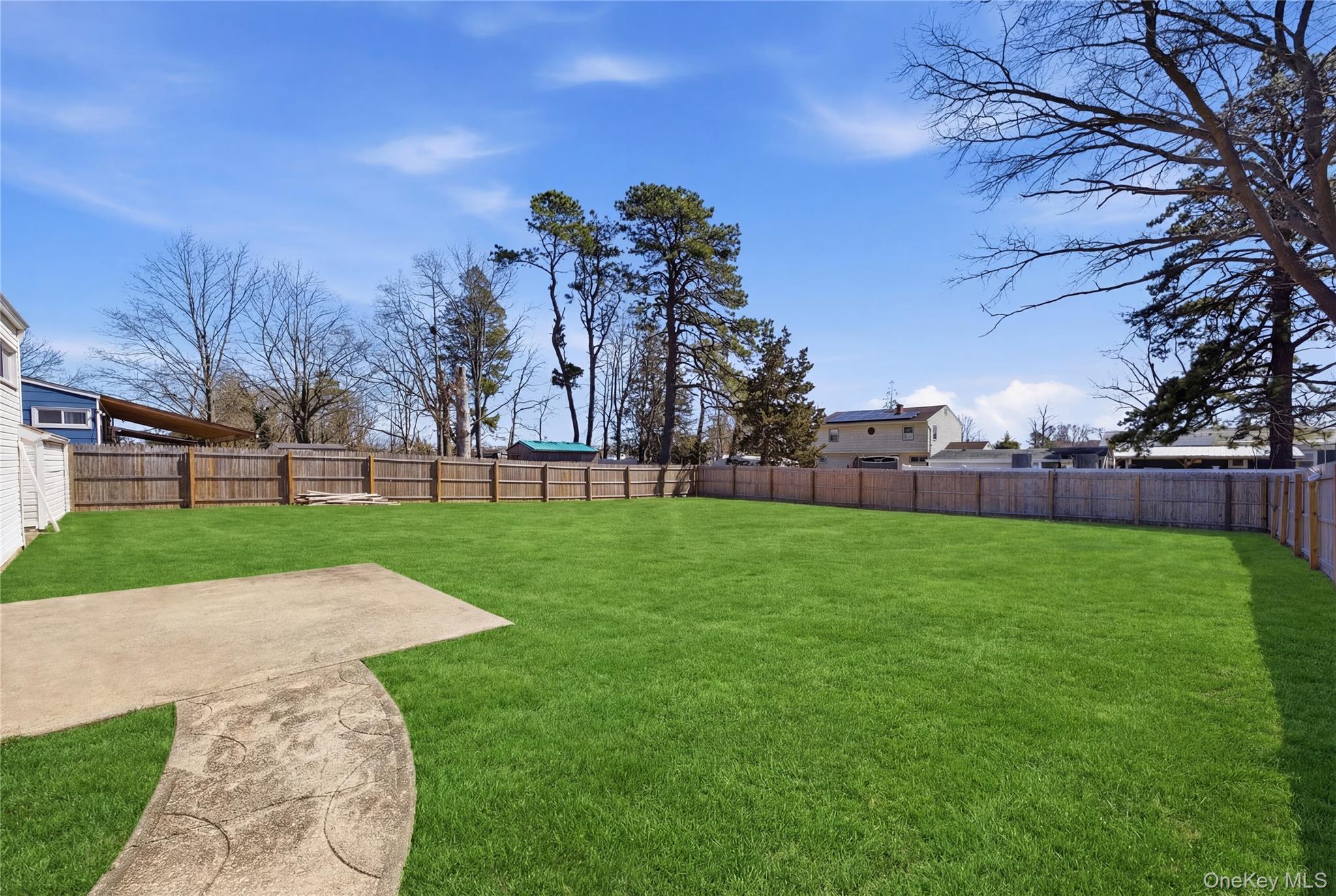 332 Half Mile Road Central Islip, NY 11722 - Photo 26 of 30