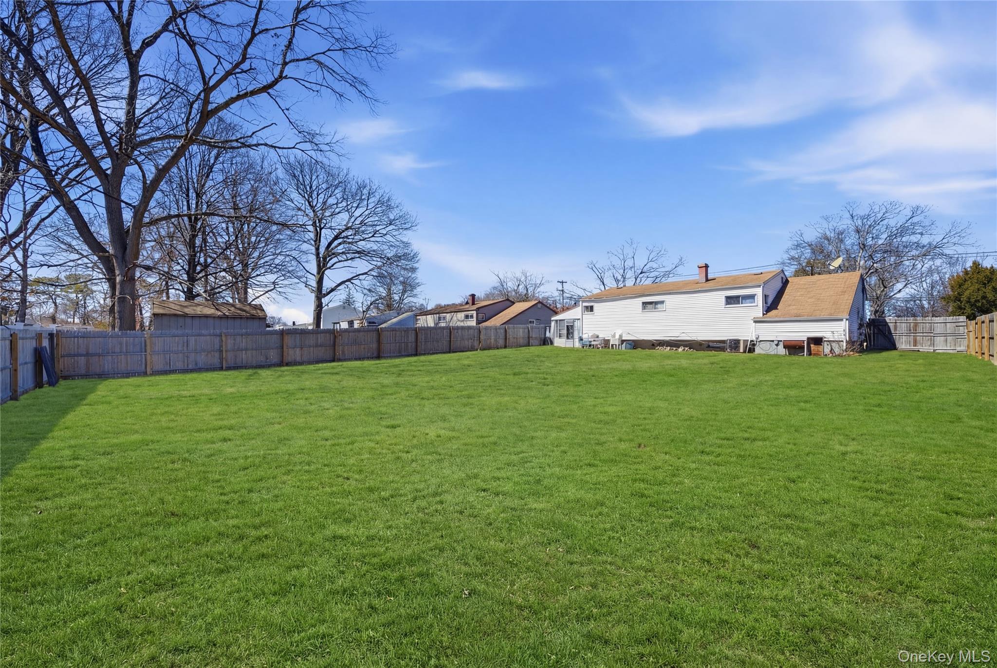 332 Half Mile Road Central Islip, NY 11722 - Photo 27 of 30