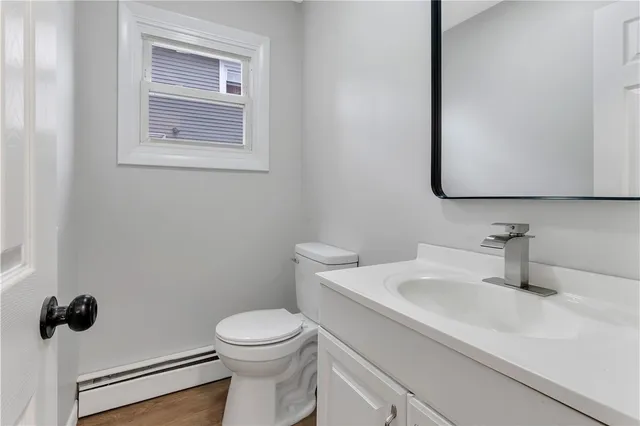 $2,400 | 105 Roosevelt Street, Providence, RI 02909