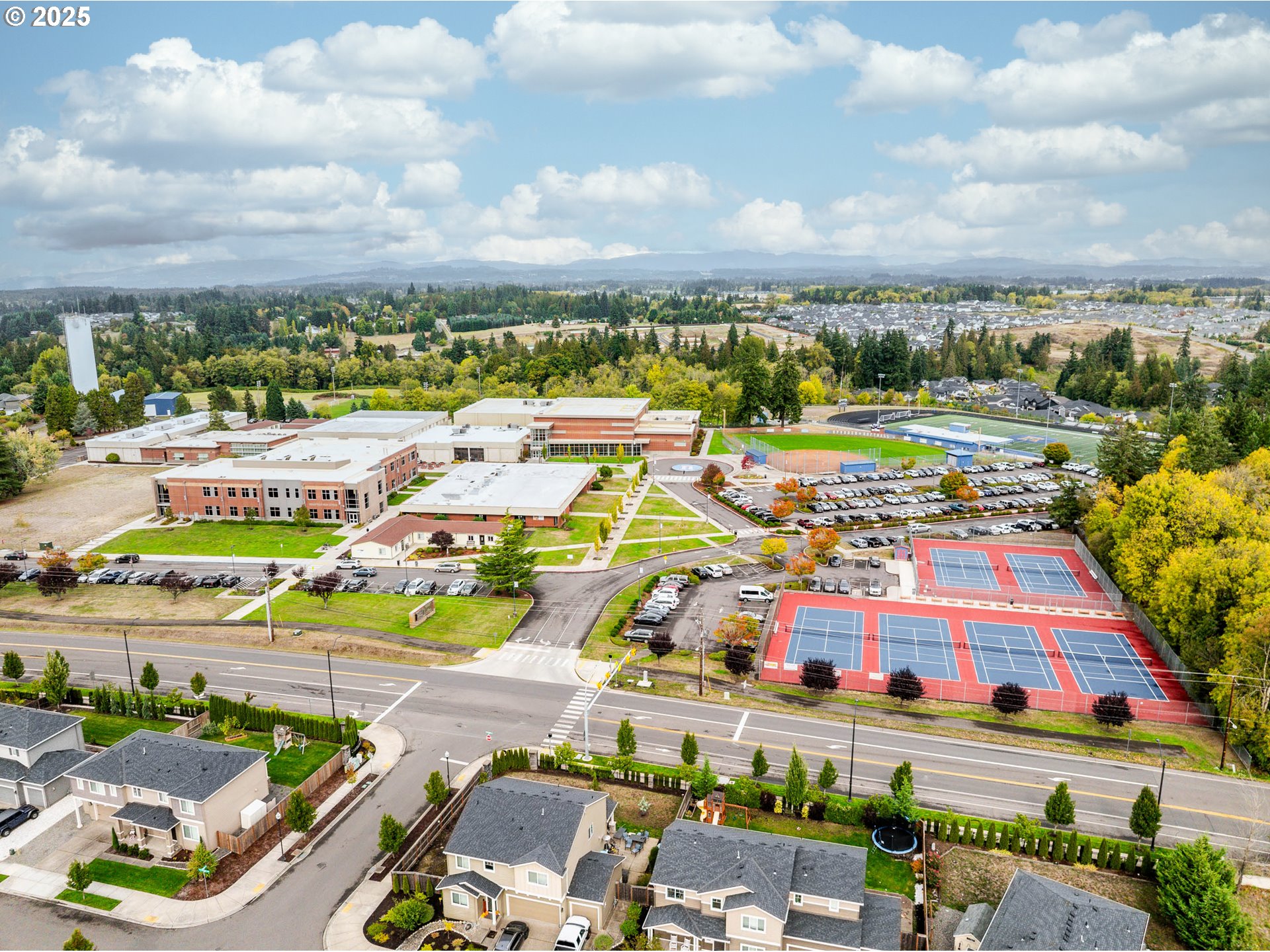 2777 South Red Tail Loop Ridgefield, WA 98642 - Photo 36 of 37 a view of a city