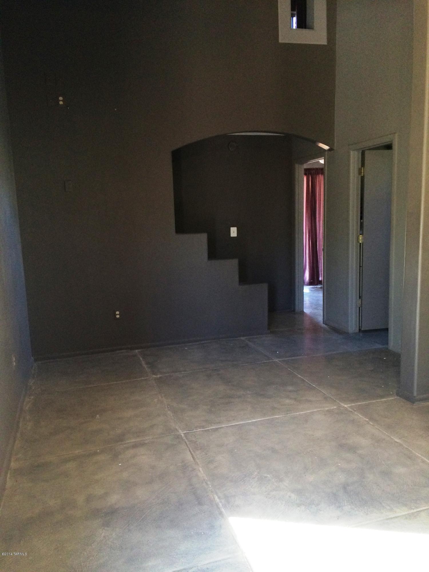 2801 Paradise Mountain Road Tucson, AZ 85713 - Photo 3 of 16 Living Room
