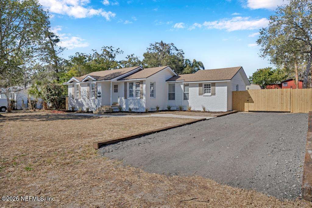 9735 Nimitz Court South Jacksonville, FL 32246 - Photo 2 of 33 Lots of Parking