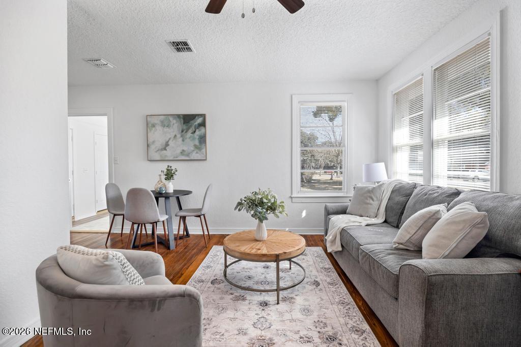 9735 Nimitz Court South Jacksonville, FL 32246 - Photo 7 of 33 Living Room