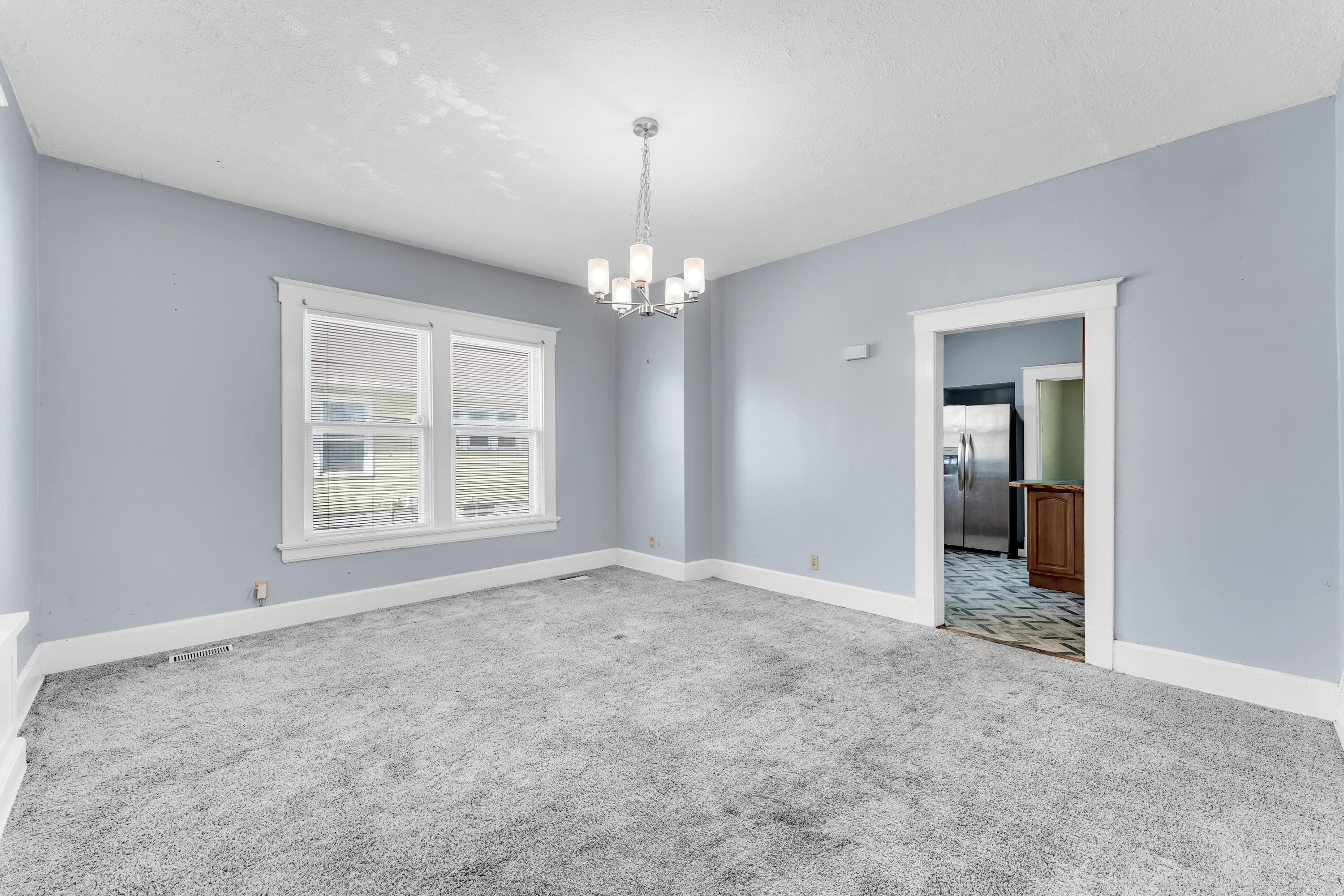 817 West Walnut Street Springfield, MO 65806 - Photo 10 of 23 817WalnutInt-60-21 (1)