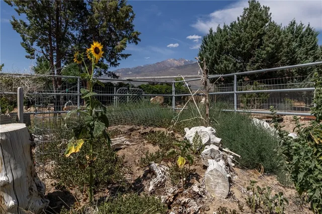 $370,000 | 95 Mountain View Drive, Bishop, CA 93514
