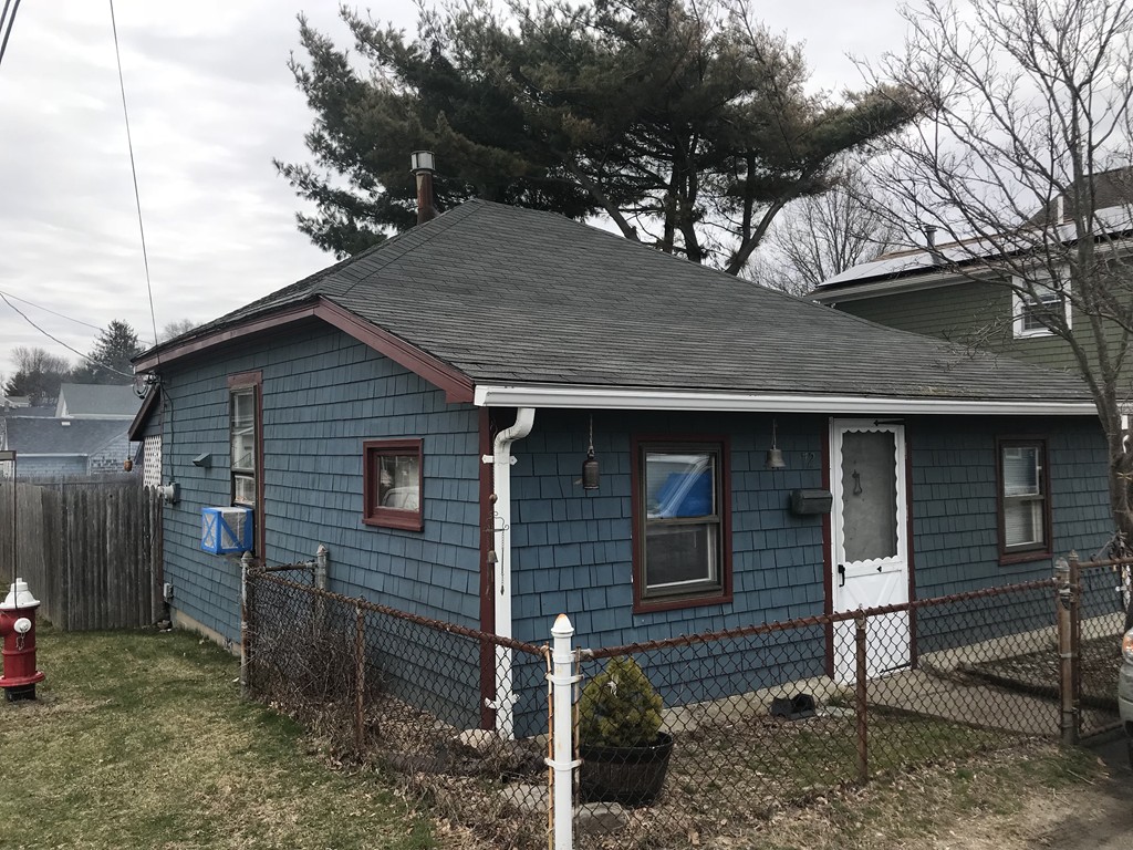 72 Ripley Street Somerset, MA 02725 - Photo 1 of 8 Gallery Image 1