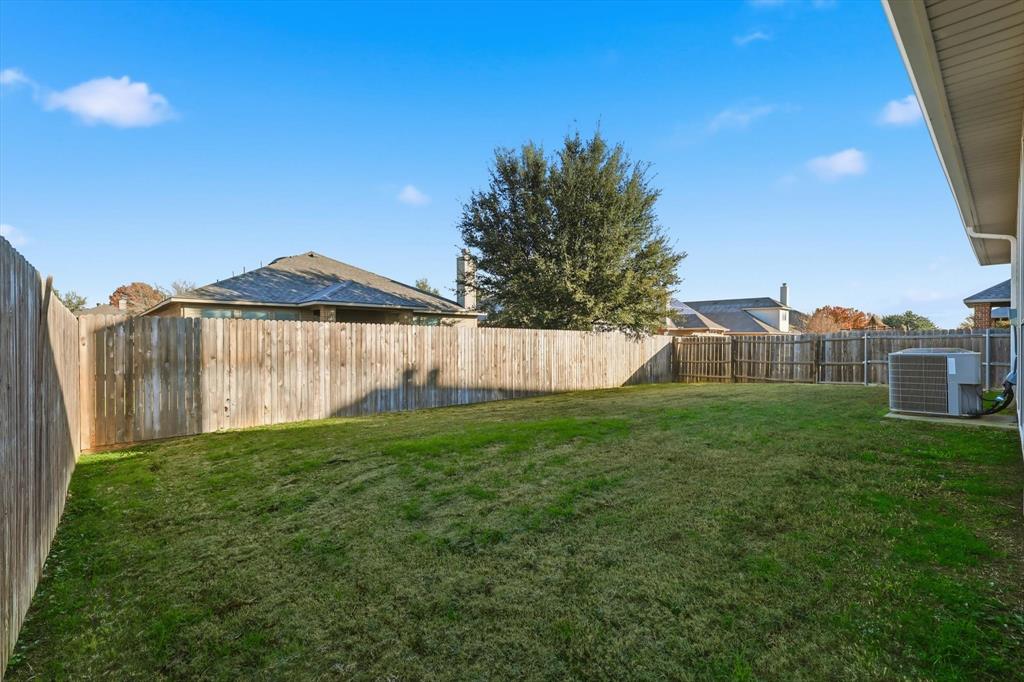 3228 Buckthorn Lane Argyle, TX 76226 - Photo 20 of 21 a view of a back yard