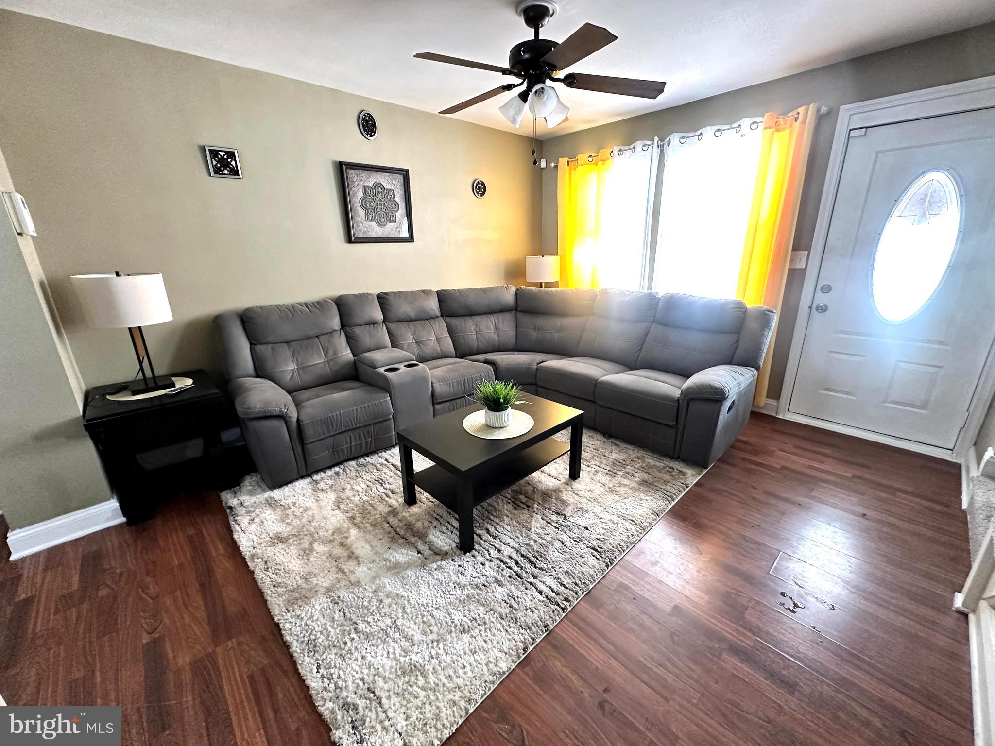 1608 Manor Road Dundalk, MD 21222 - Photo 2 of 22 spacious living room