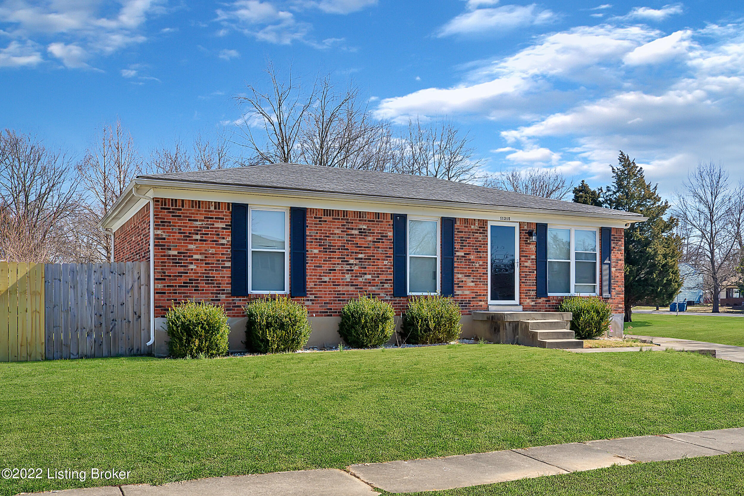 11215 Pyramid Road Louisville, KY 40229 - Photo 36 of 36 05a4cd9e5a6b4a78f0a4b4a1b898937877864ce7