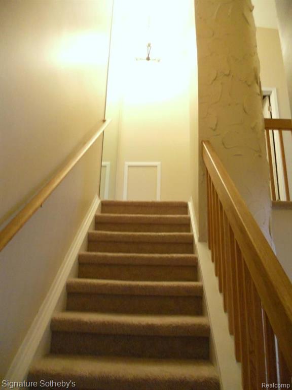22262 Pondview, Unit 19 Novi, MI 48375 - Photo 14 of 29