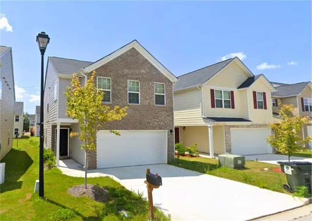 $275,000 | 7585 Volion Parkway, Fairburn, GA 30213