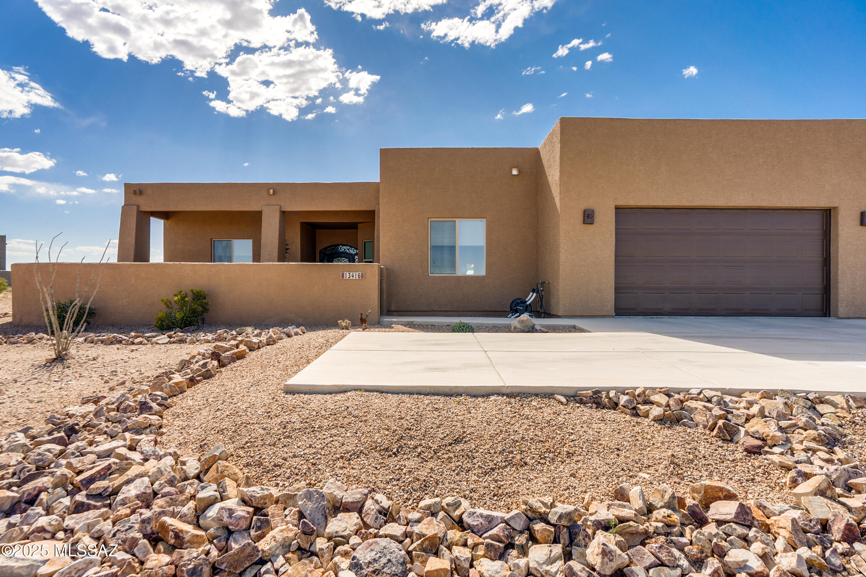 13416 South Sundown Ranch Road Vail, AZ 85641 - Photo 2 of 51 Gallery Image 2