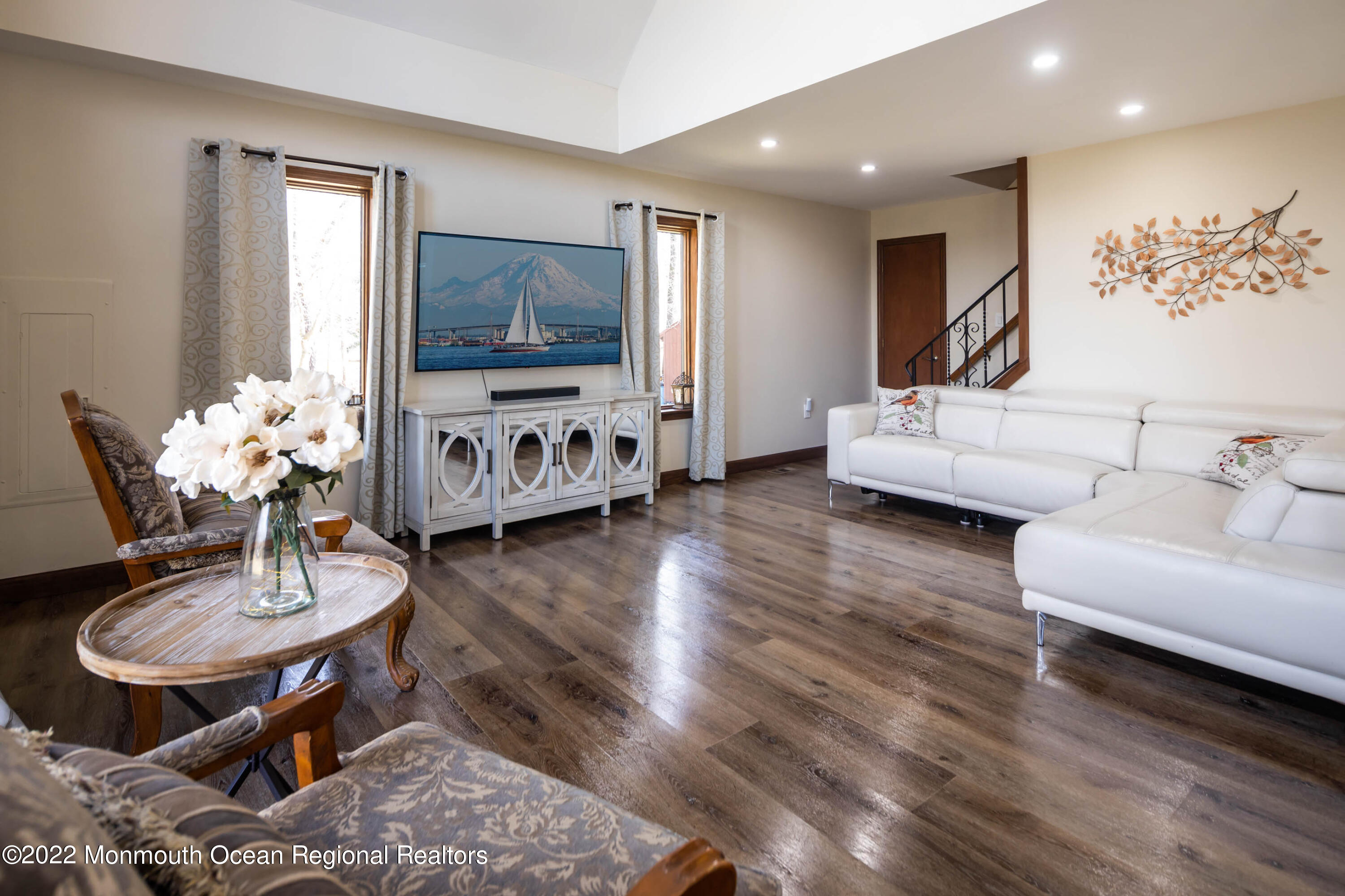 363 Freehold Road Jackson, NJ 08527 - Photo 3 of 27 06_Living Room (1 of 3)