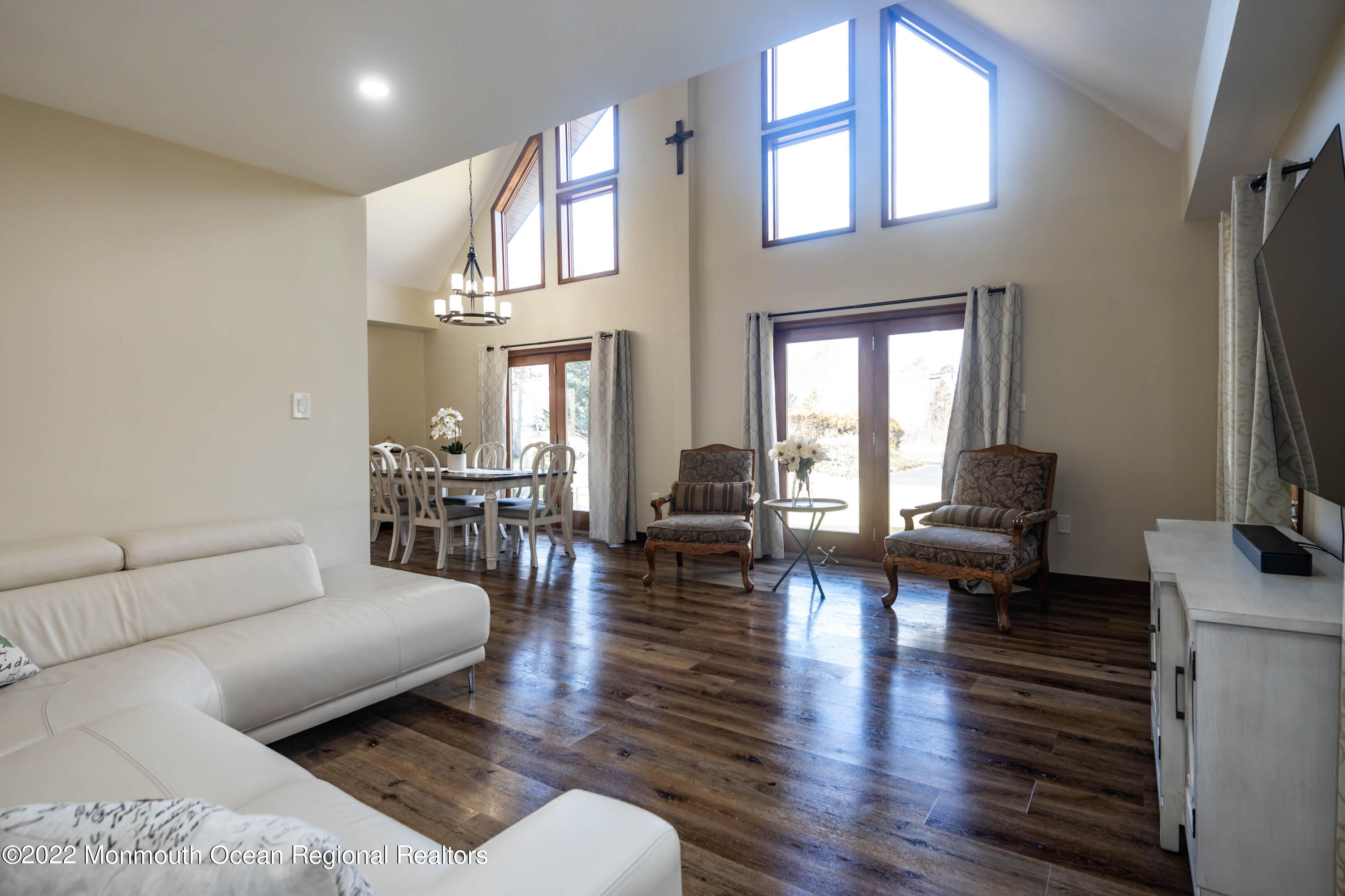 363 Freehold Road Jackson, NJ 08527 - Photo 5 of 27 08_Living Room (3 of 3)
