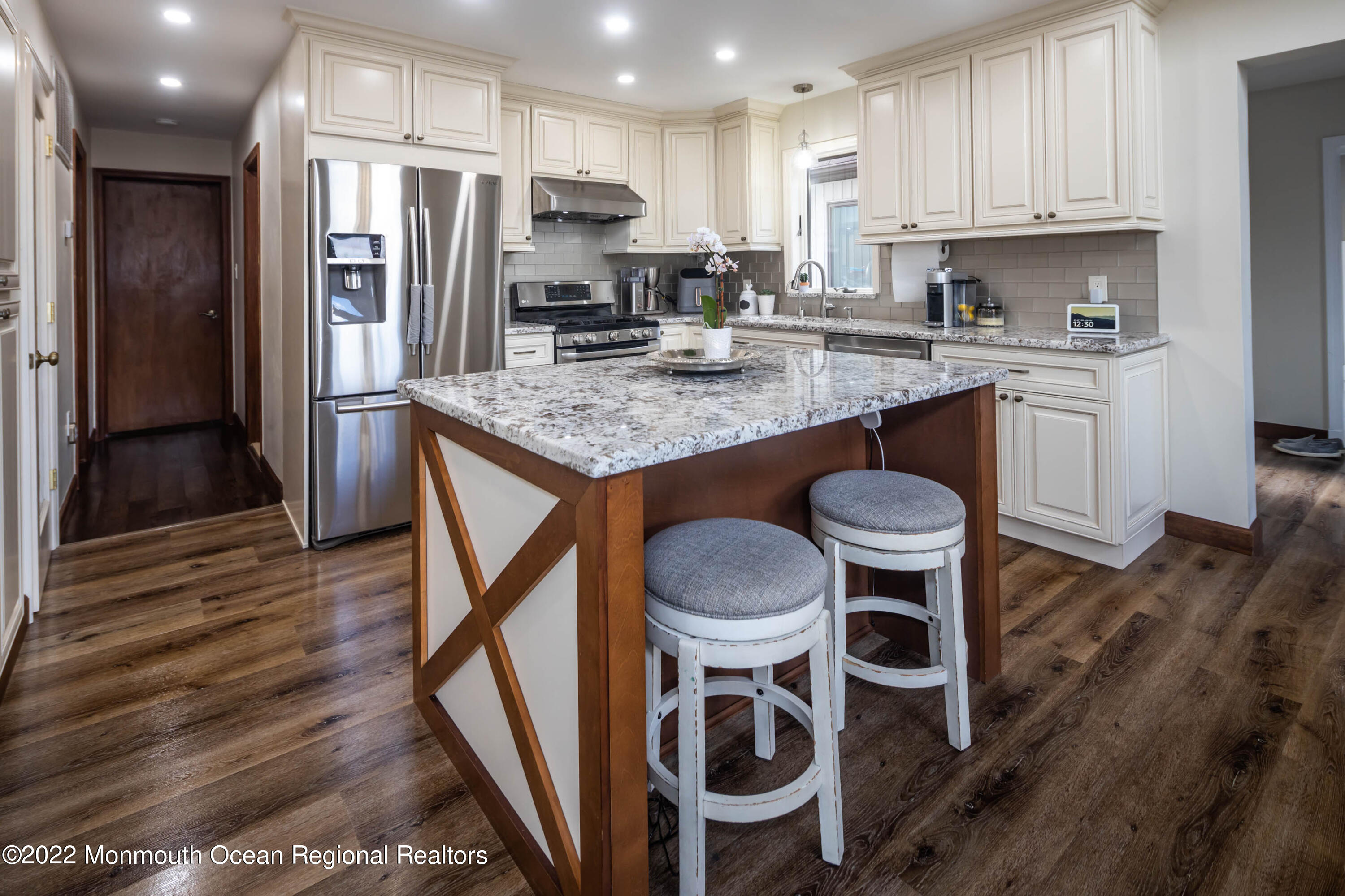 363 Freehold Road Jackson, NJ 08527 - Photo 8 of 27 11_Kitchen (3 of 7)