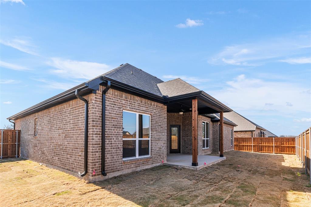 502 Limestone Circle Mabank, TX 75147 - Photo 31 of 38